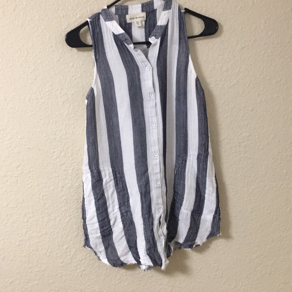Long striped sleeveless top